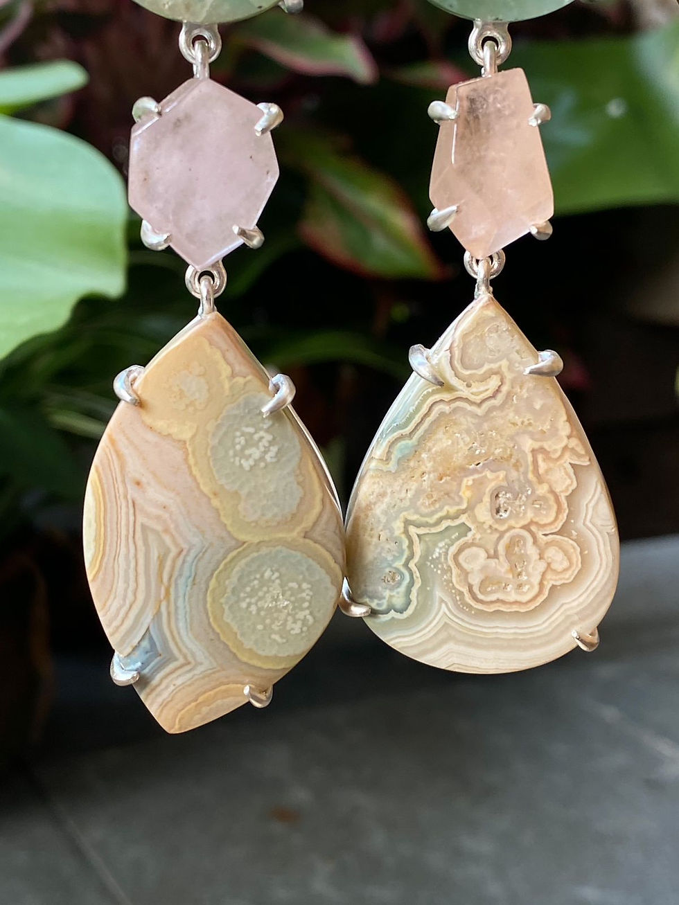 Thumbnail: Chrysoprase Crystal Earring
