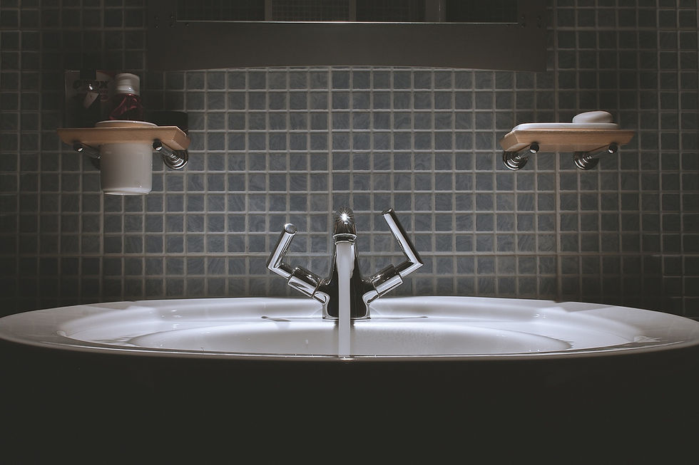 bathroom-690774_1920.jpg