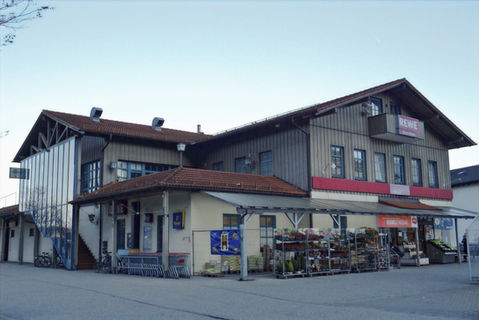 2022-11-15 14.29_edited.jpg