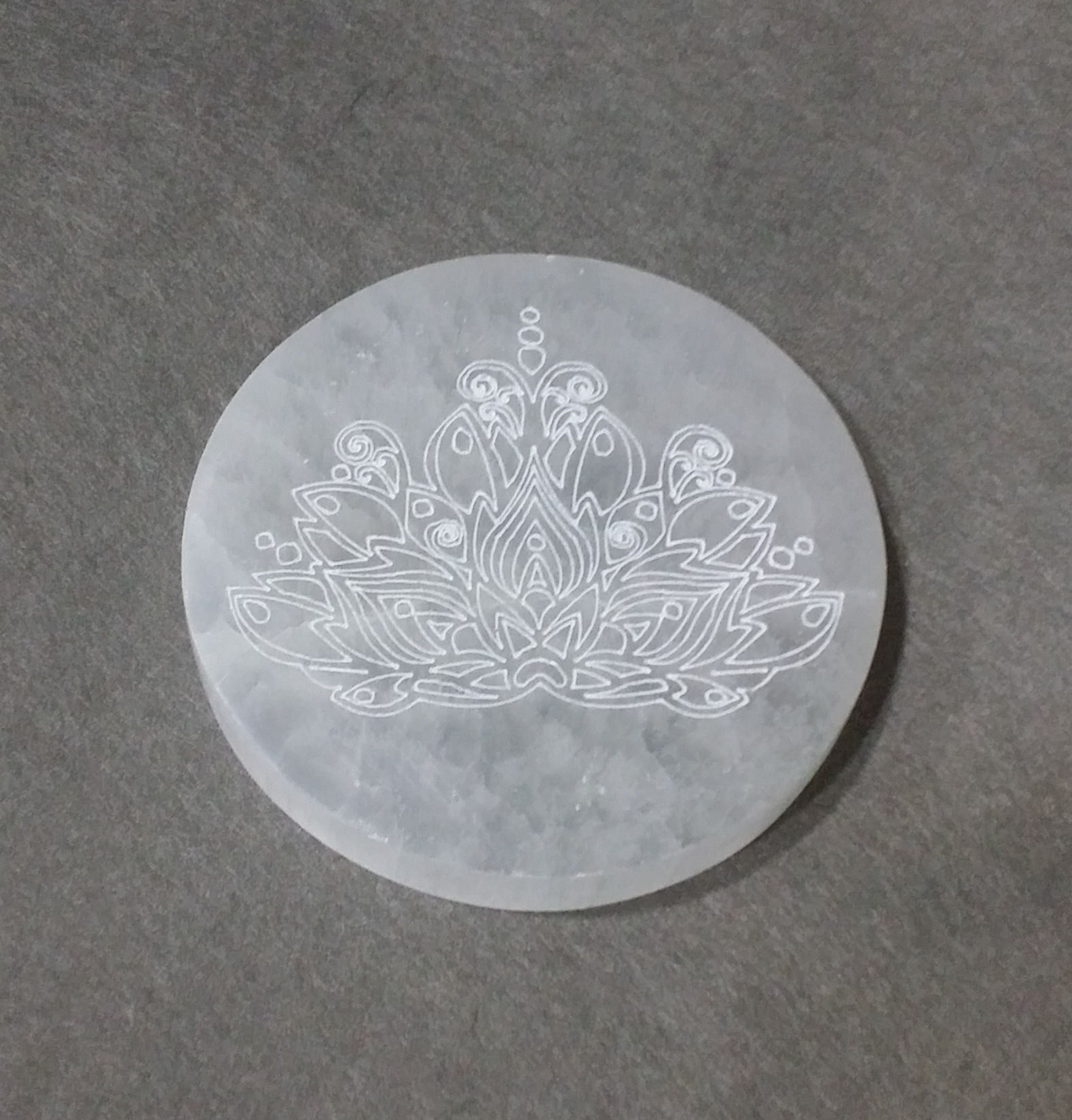 Selenita base redonda 14cm