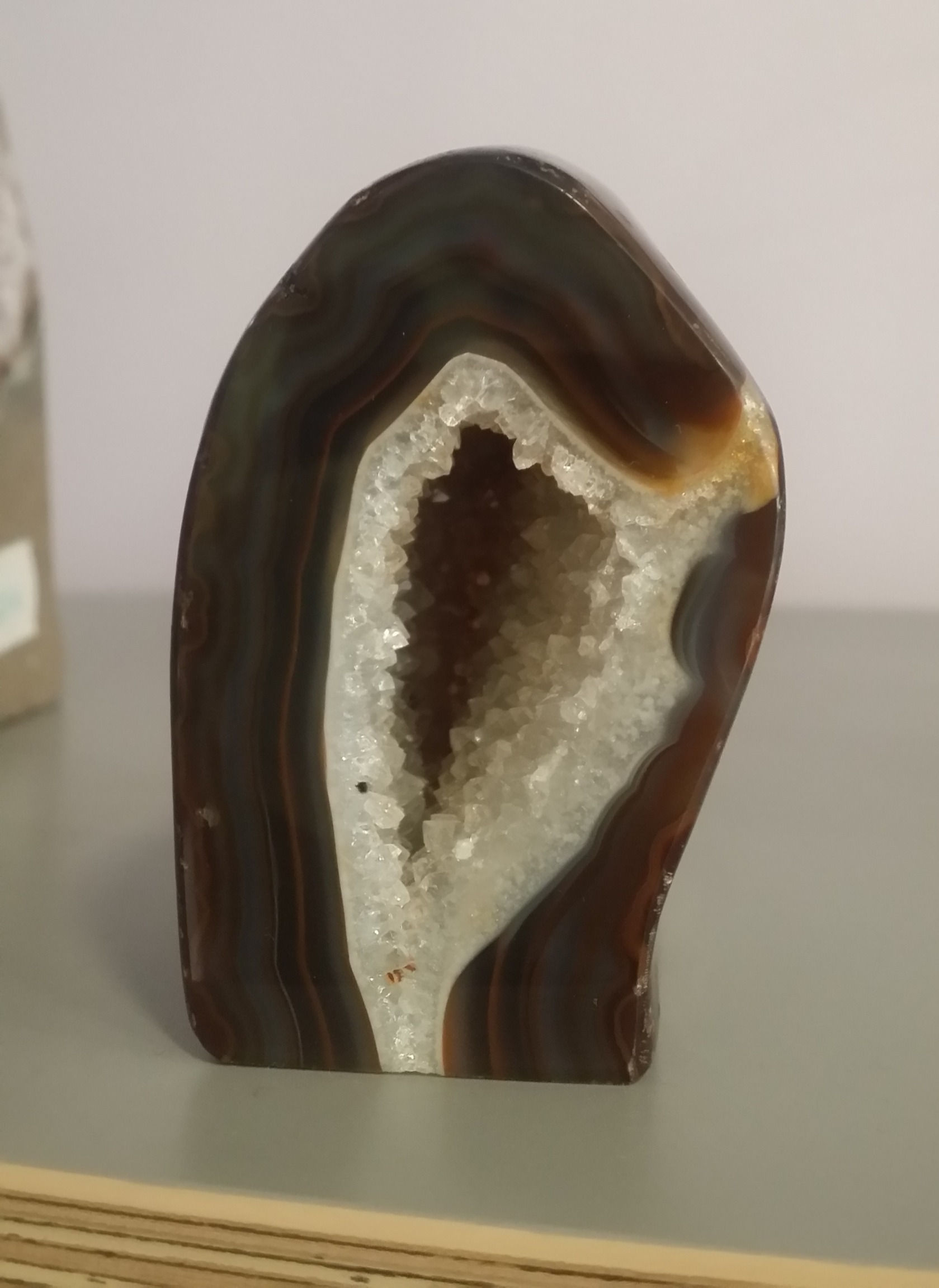 Geoda de Ágata marrón