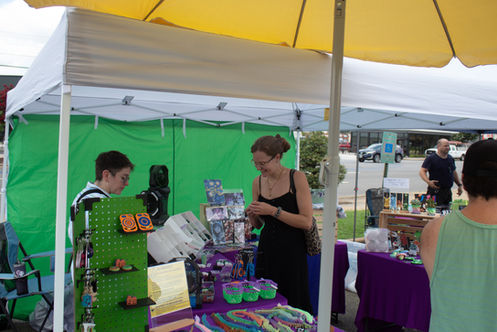 Community Flea Market At The Diamond