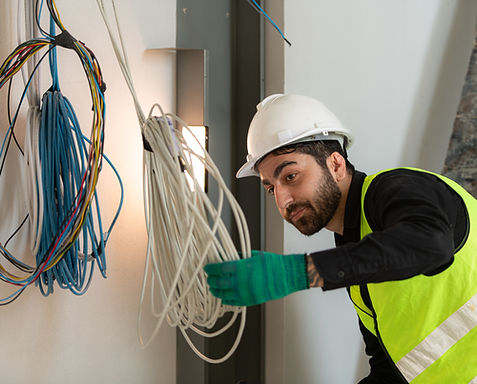 engineers-working-on-construction-site-they-are-m-2026-03-17-00-40-34-utc.jpg