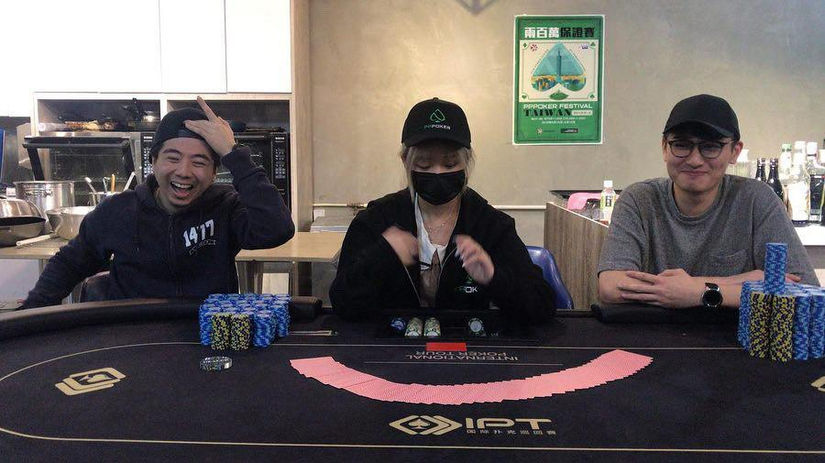 Live Poker MTT