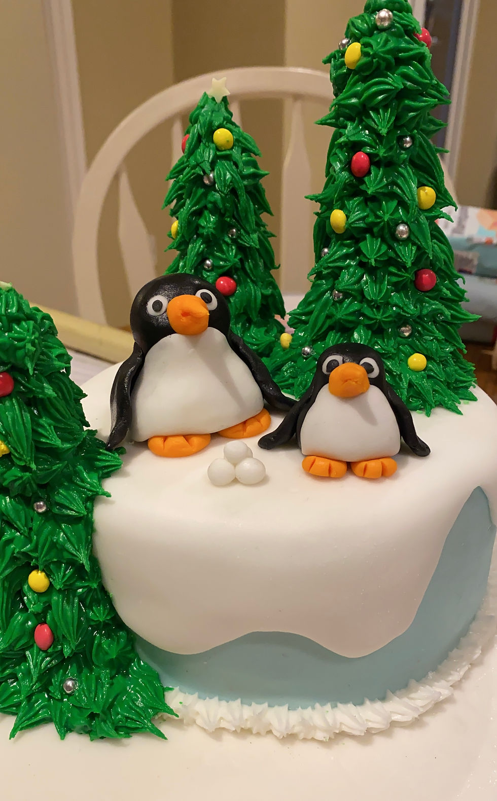 Christmas Cake Decorating