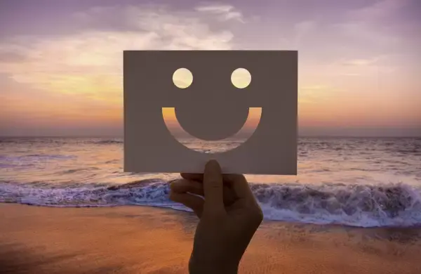 happiness, felicidad, reír, sonrisa, amor, niños, educación, dinero, moneda