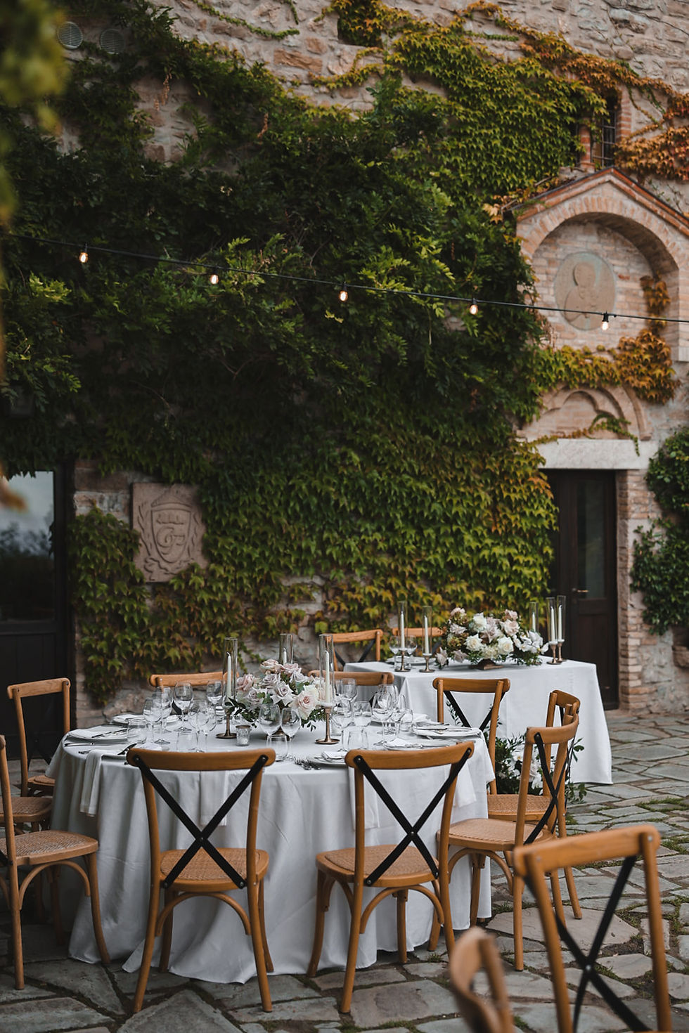 A peaceful morning-after brunch by the pool, the perfect ending to a multi-day Italian wedding celebration.