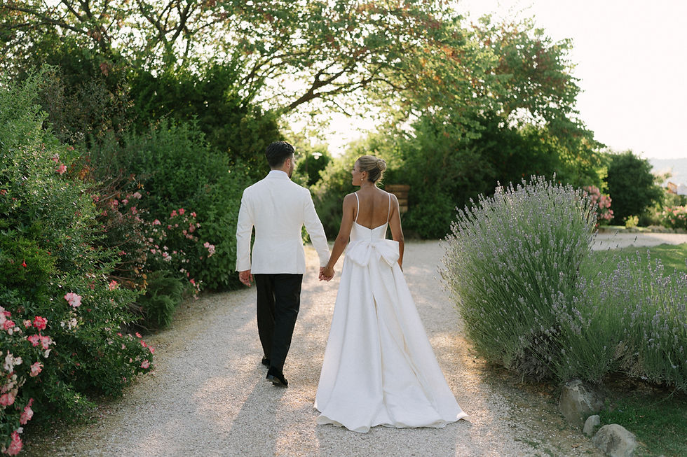 An Effortlessly Elegant Wedding in Umbria: Jessica & Francesco at Castello di Petrata