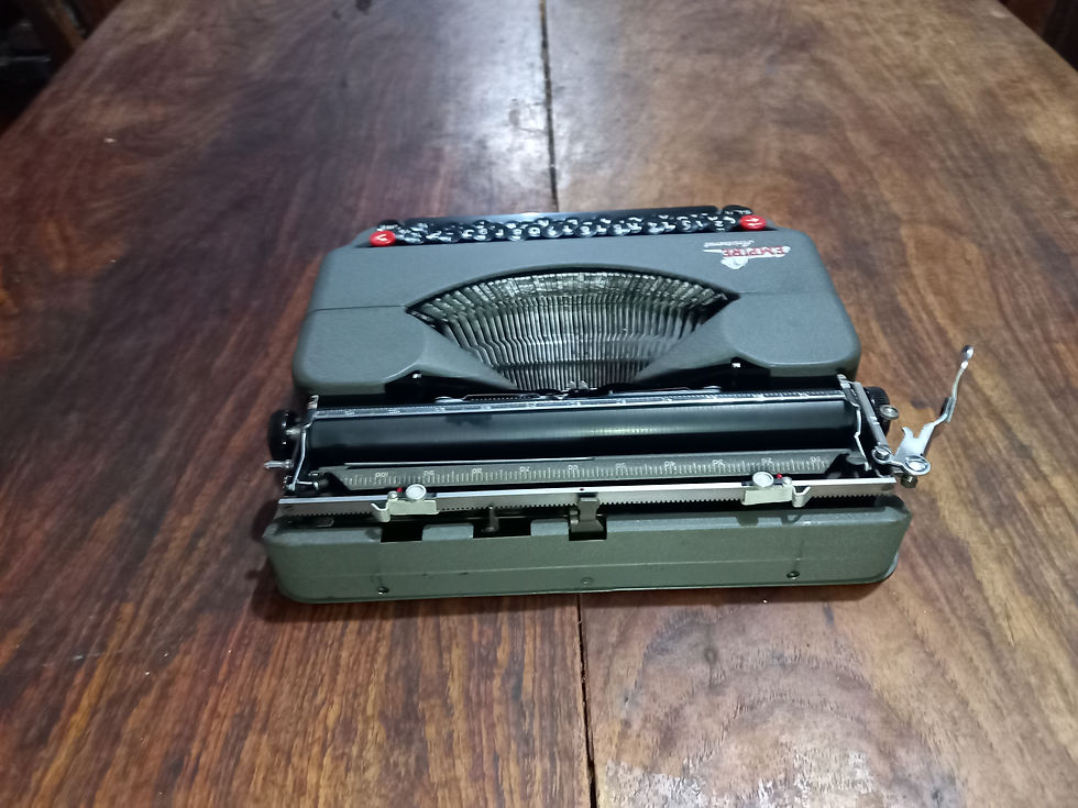 Thumbnail: Empire Aristocrat 1954 Typewriter
