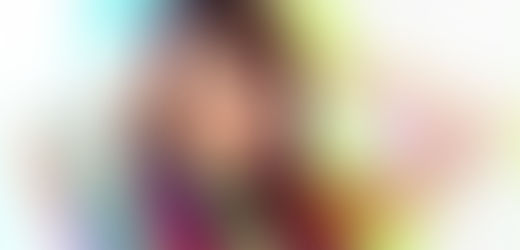 "Dona da Situação" - Conheça a faixa de estreia da cantora Rennata