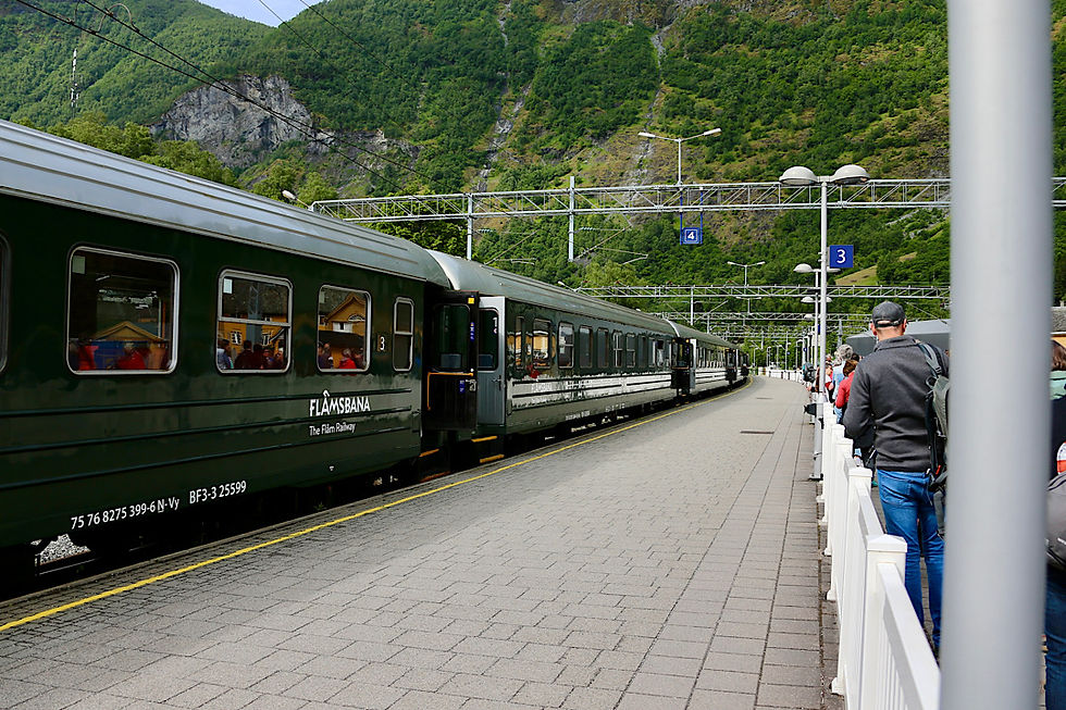 Warten in Flåm bis man einsteigen kann