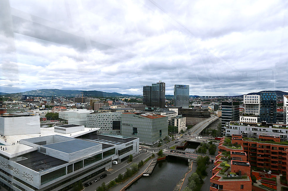 Viele moderne Bauten