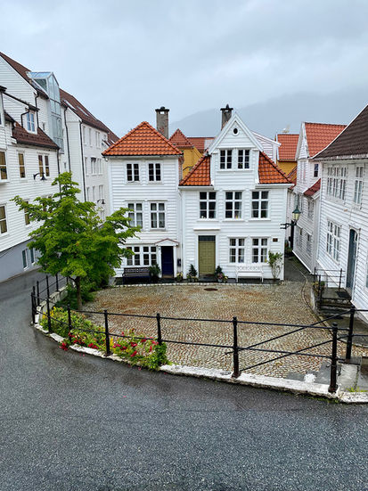 Im Stadtteil Nordnes traditionelle Bauweise