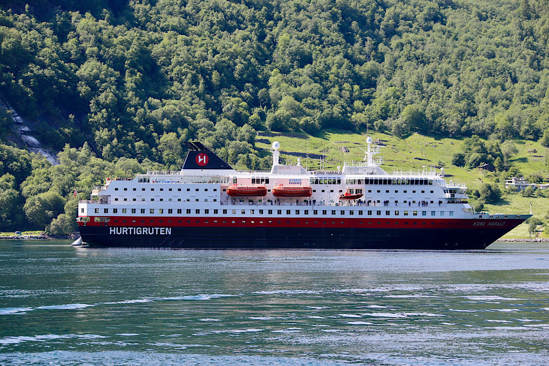 Vom Adlerhorst in Richtung Geiranger