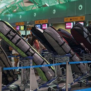 Airlines that you can travel with your board bag for free