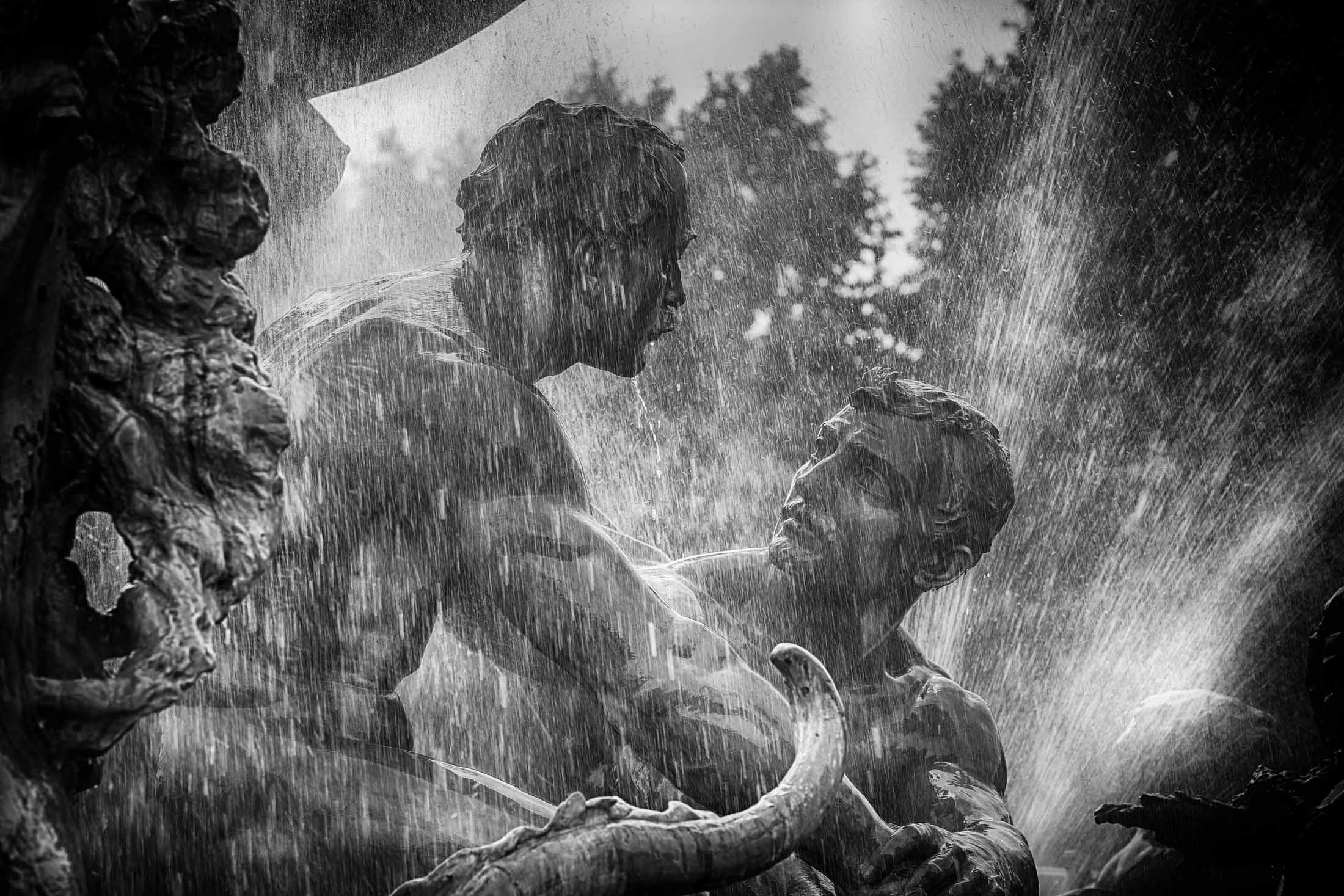 C75Q9007 Bordeaux - fontaine des girondins