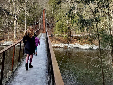 Four Tips to Keep you Alive on a Winter Hike