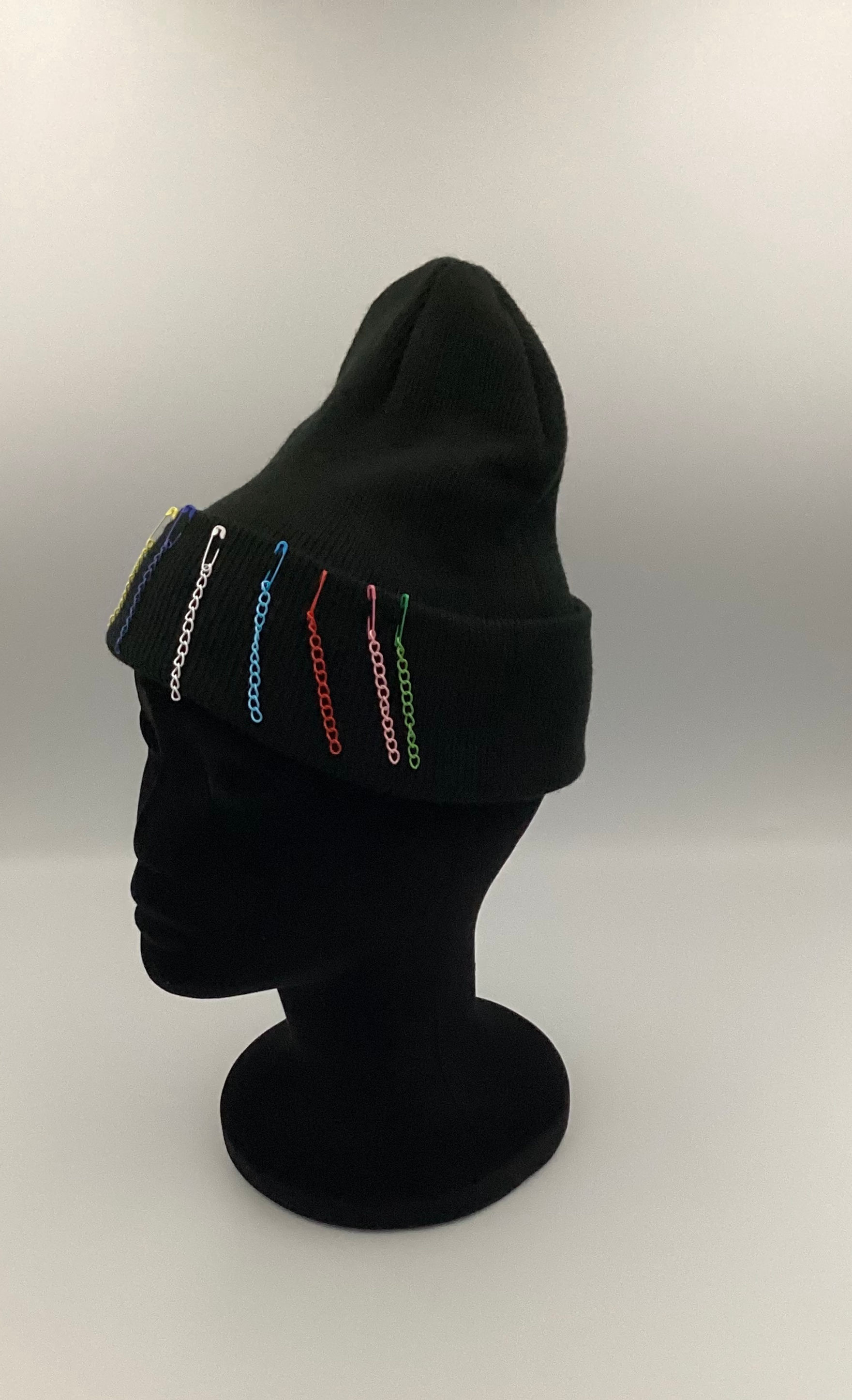 School cap with colorful chains/one size