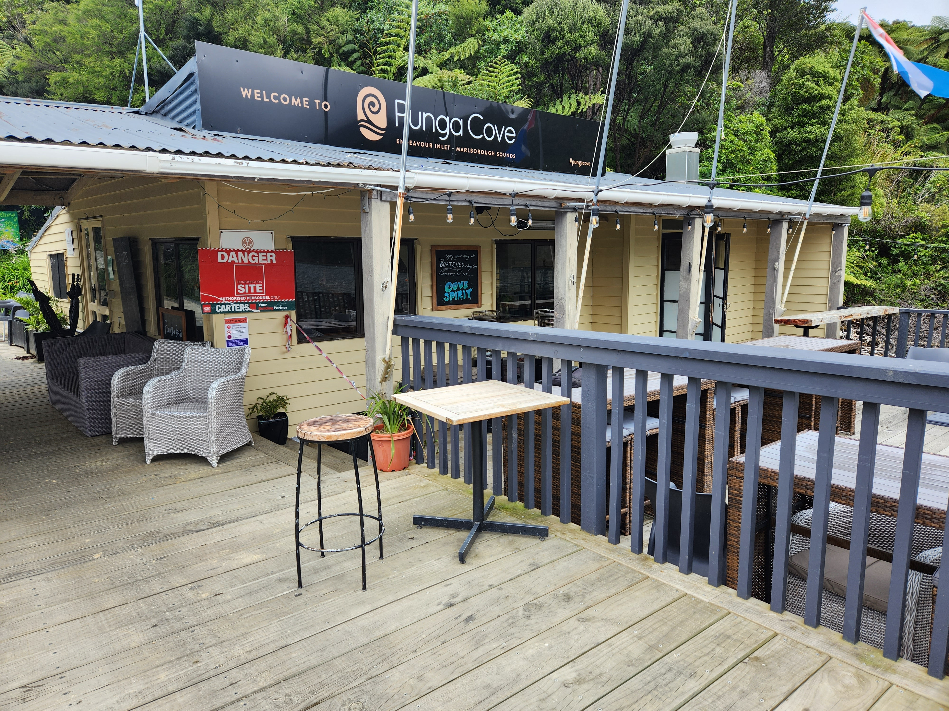 Punga Punga Cove Resort - Marlborough Sounds | Trafalgar Painting