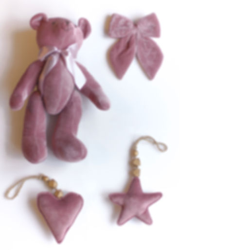 Fluffy Set Decorations
