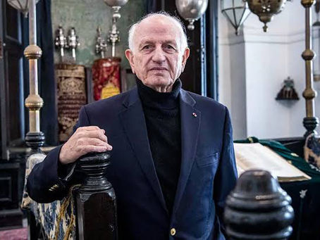Pourquoi tout un pays aime André Azoulay : ce que l’affection des Marocains pour un conseiller juif dit du Maroc.