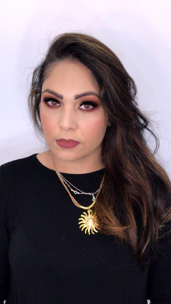 Maquiagem delineado infinito