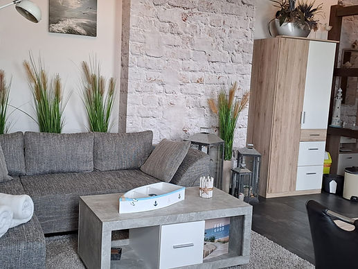 Wohnzimmer-.jpg