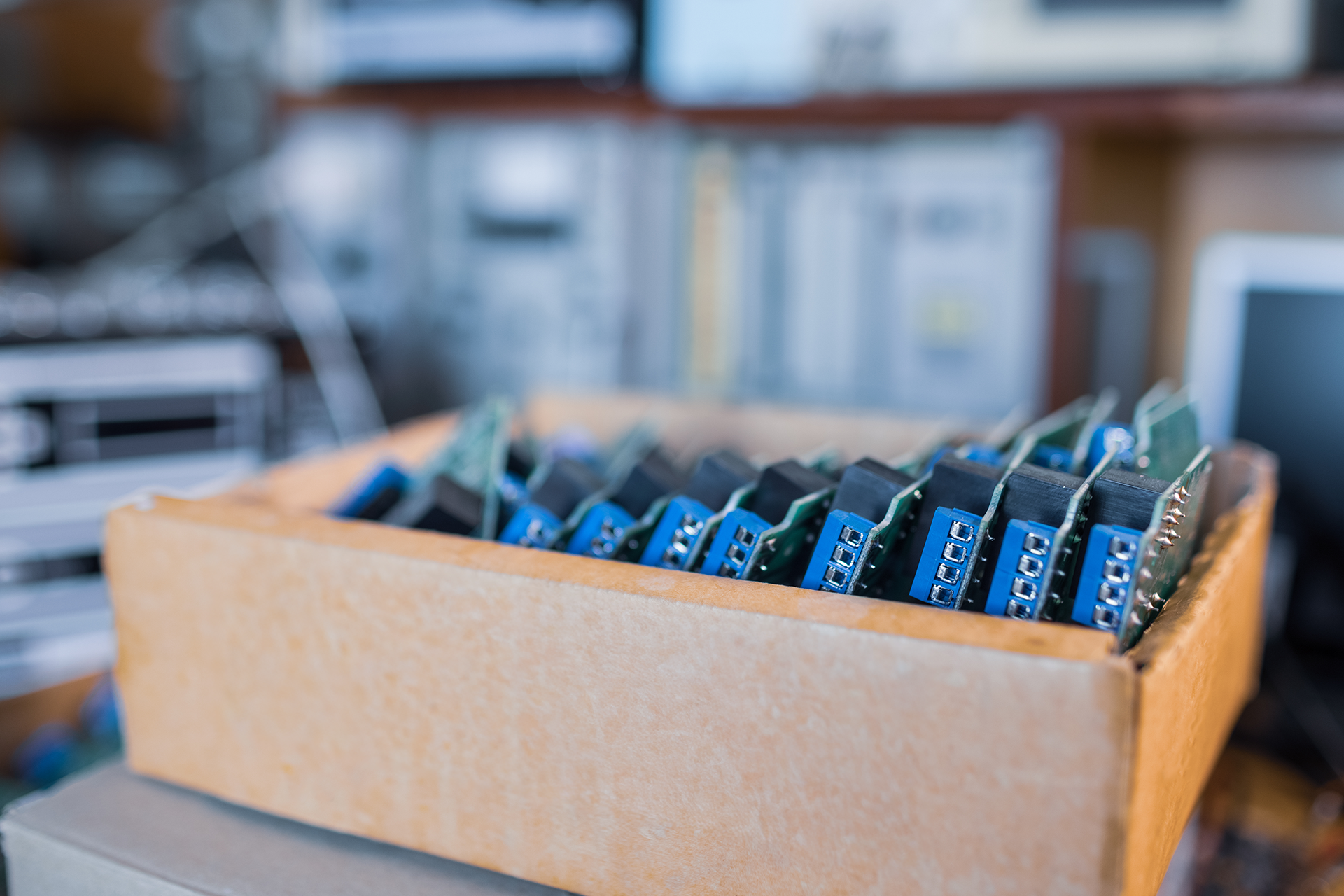 TEMPERATURÜBERWACHUNG VON ELEKTRONIK
