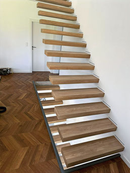 Treppe Freitragen