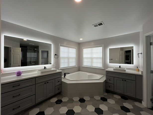 greensville-20155-master-bathroom-03.jpg