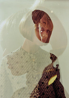 Mariana Zaragoza Impersonating Anna Wintour on editolial for The Walk magazine. Mexico Cit