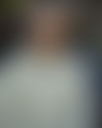 What is Jose Mourinho's style of warm-up and play 