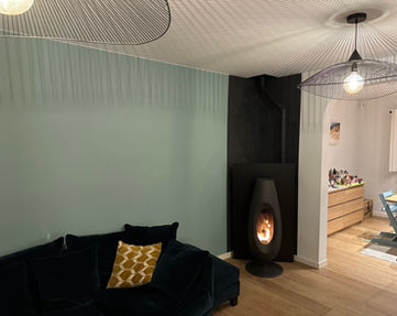 Peinture décorative noire
