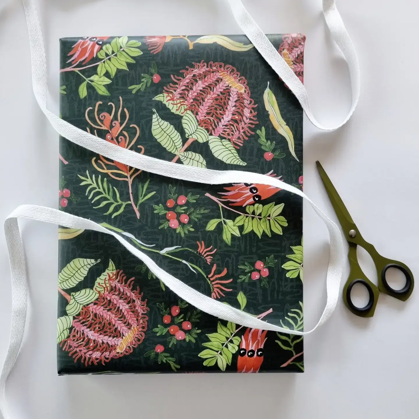 Wrapping Paper / Scarlet Botanicals
