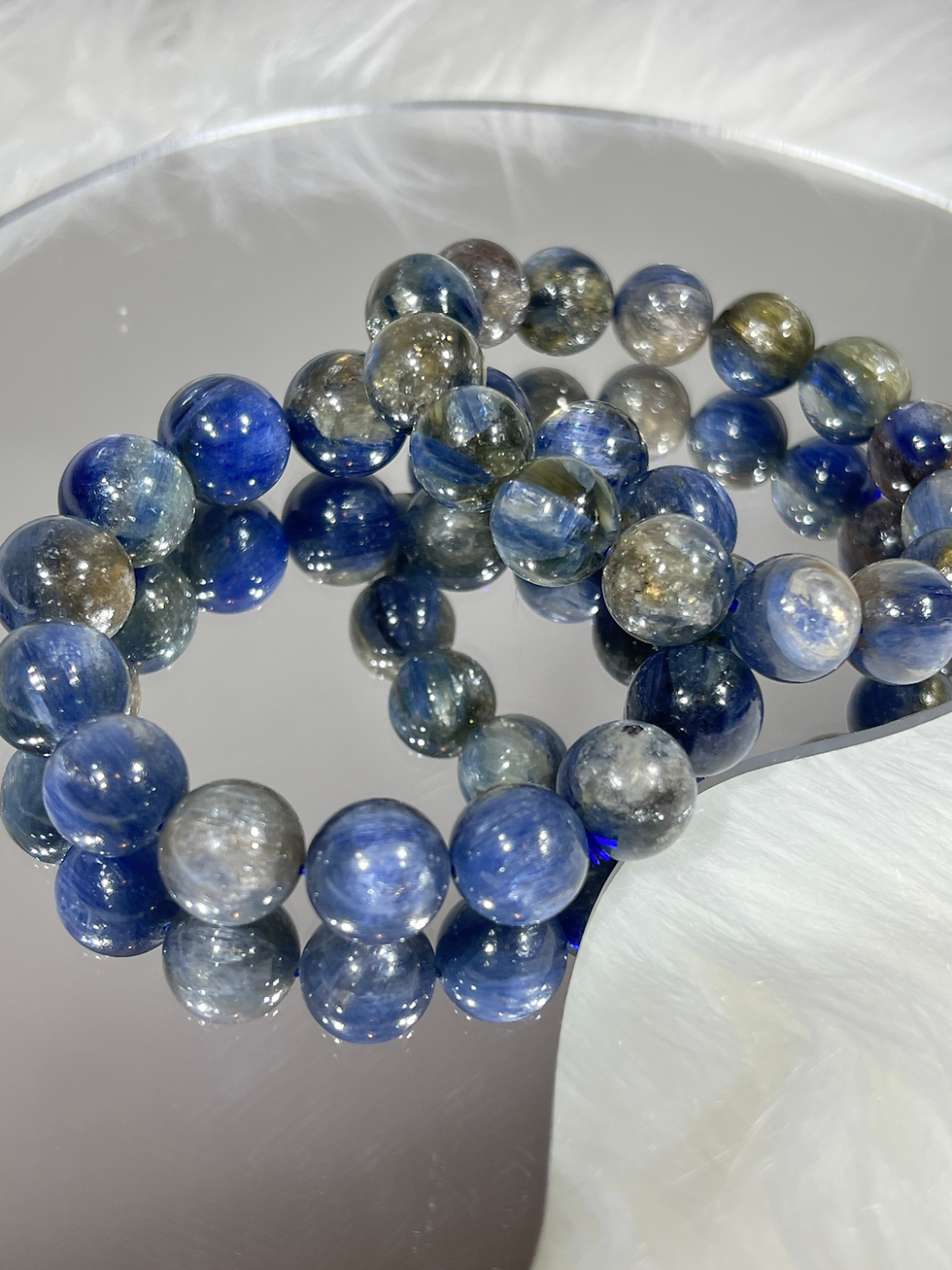 Thumbnail: 極品·龍鱗藍晶石 Mica Kyanite (with a dragon scale-like appearance)