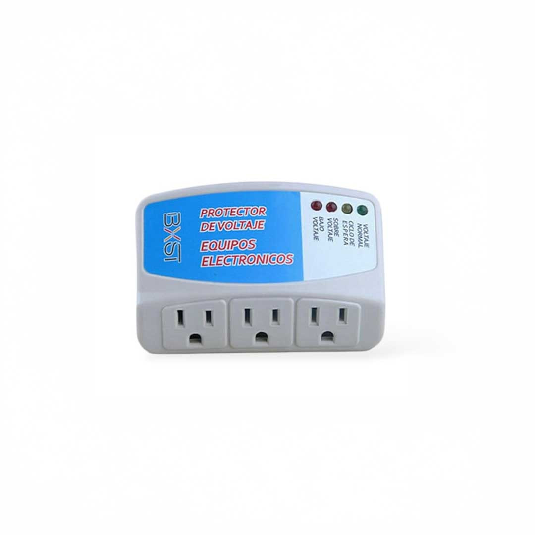 Protector de Voltaje de 110V con Tres Entradas