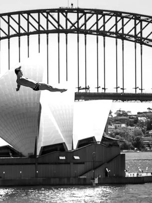 Red Bull Cliff Diving: VIP Boat Transmission