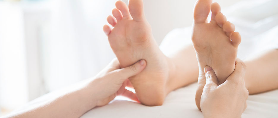 Foot Massage Reflexology at Sirinart's Salon