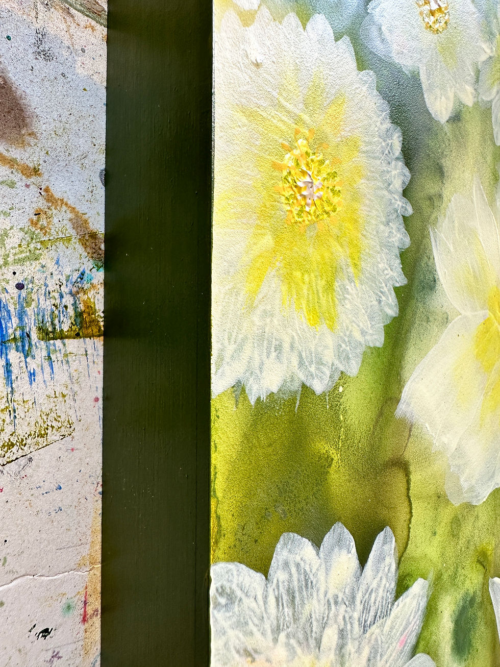 Thumbnail: The Gentle Beauty of Yellow and Green