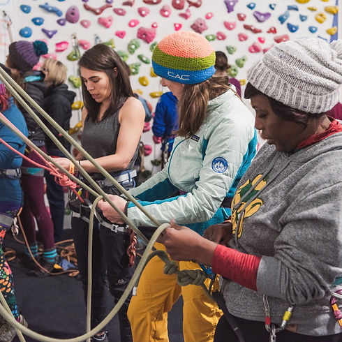 Womens_Climbing_2019_13_edited.jpg