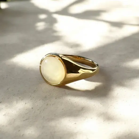 Thumbnail: Juno Ring