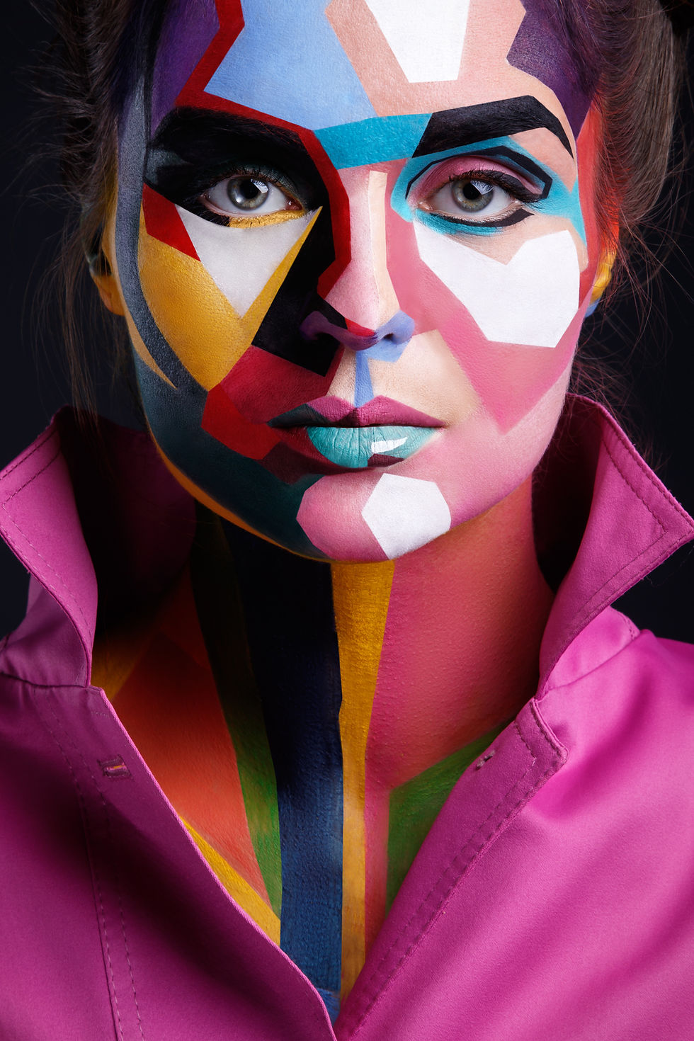 model-with-a-pop-art-makeup-on-her-face-2024-10-18-05-01-45-utc.jpg