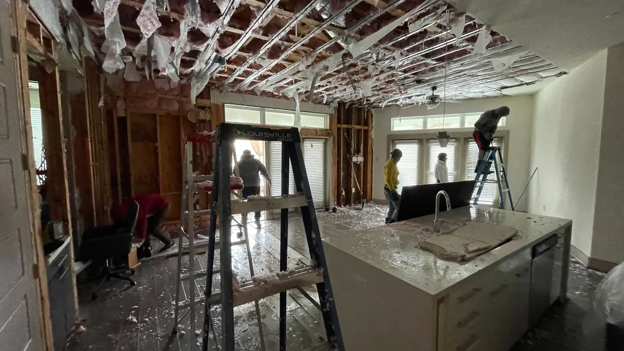 apartment building water damage.webp