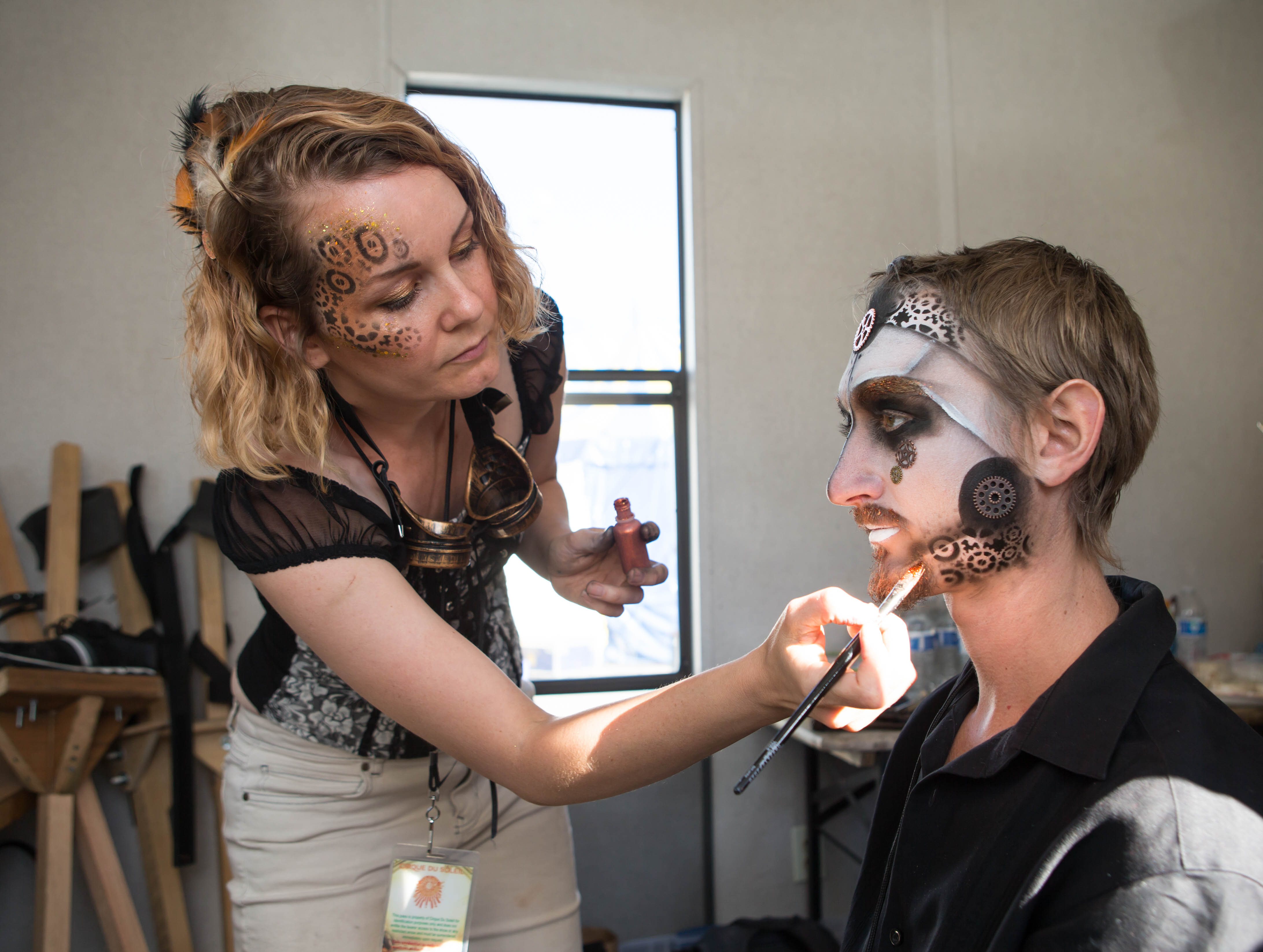 Steam punk circus paint by artist for hire Sarah Pearce with Earth Fairy Entertainment in Portland O