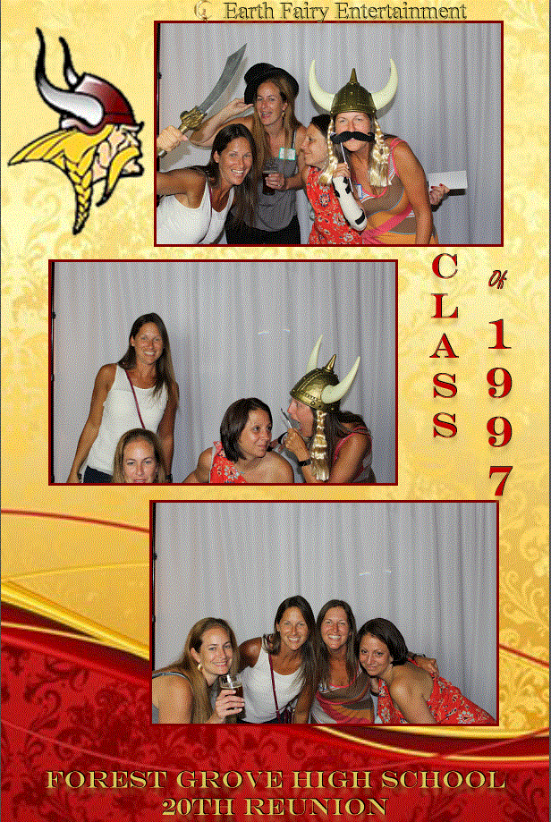 Highschool Reunion photo booth by Earth 
