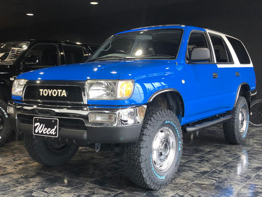 Only one cool Hilux Surf in blue with white