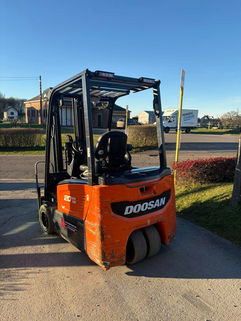Doosan B20T-7