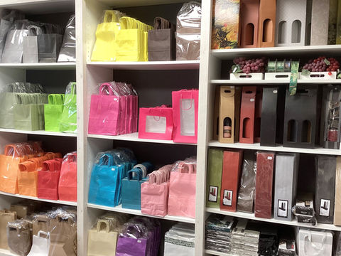 sacs pour emballer des cadeaux