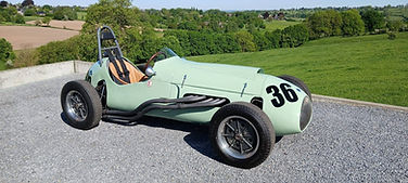 confection siege sur mesure de voiture de course