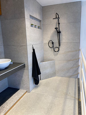 Carrelage dans une salle de bain